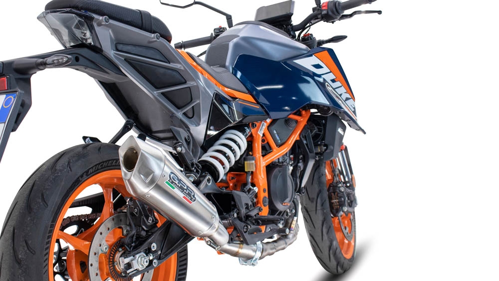 Pot echappement compatible avec Ktm Duke 125 2024-2025, GP-Revo Titanium, Échappement légal, homologué,silencieux avec db killer amovible et tuyau de liaison spécifique 