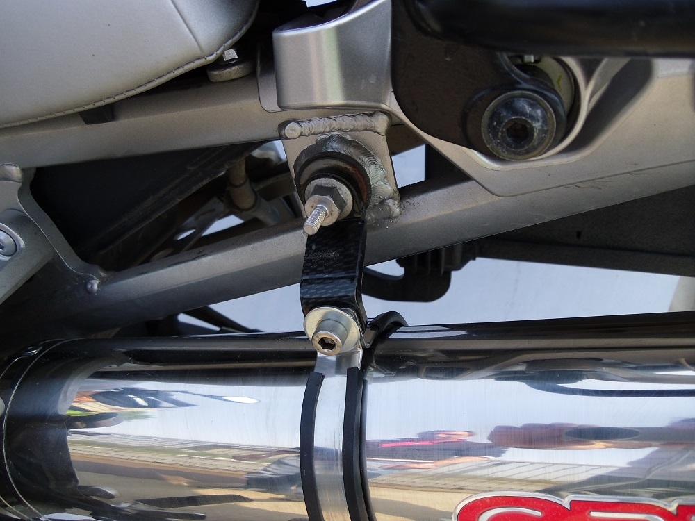 Pot echappement compatible avec Yamaha Xt 1200 Z Supertenere 2017-2020, Trioval, Échappement légal, homologué,silencieux avec db killer amovible et tuyau de liaison spécifique 