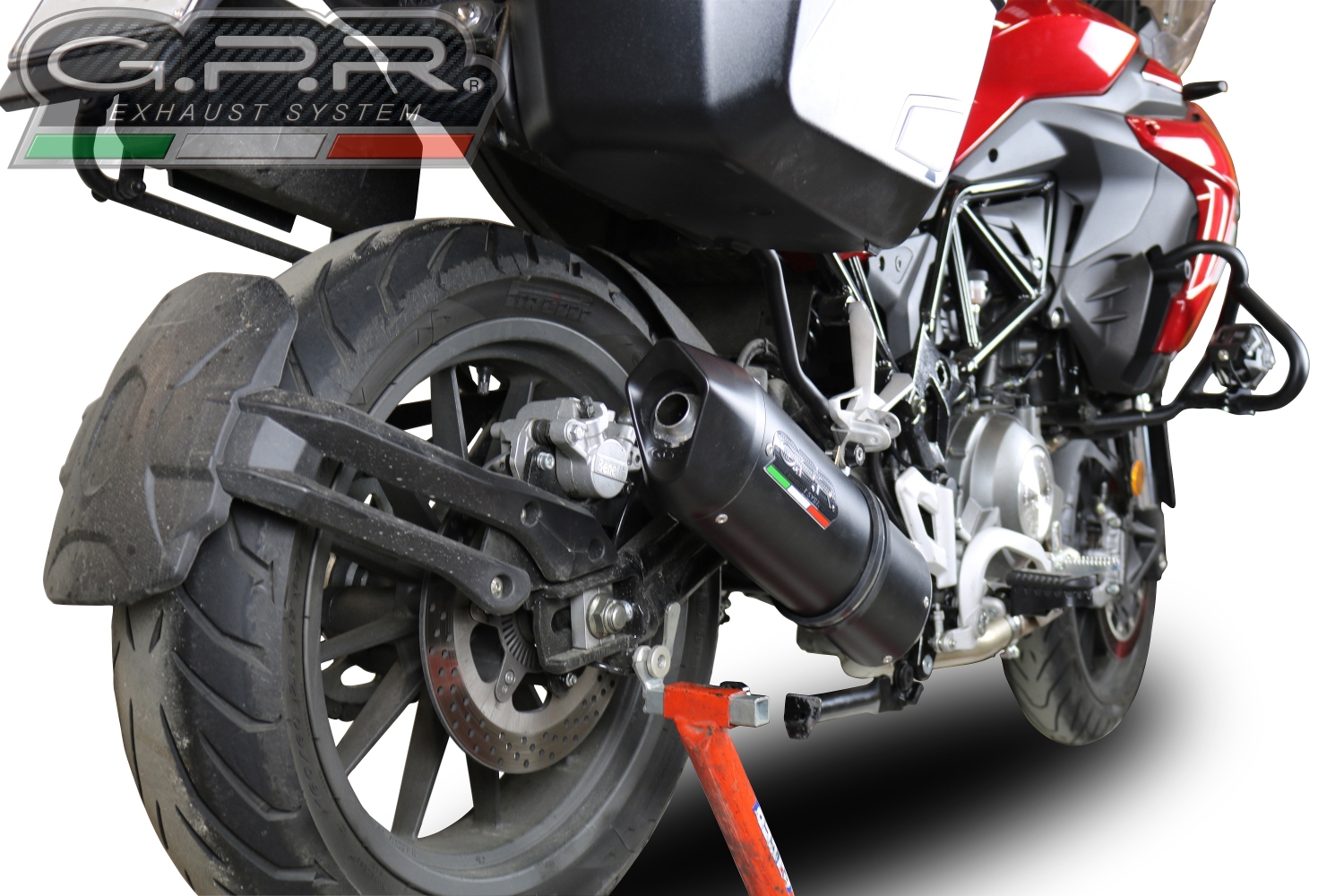 Pot echappement compatible avec Benelli Trk 502 2017-2020, Furore Evo4 Nero, Pot Echappement homologué pour les marchés non européens 