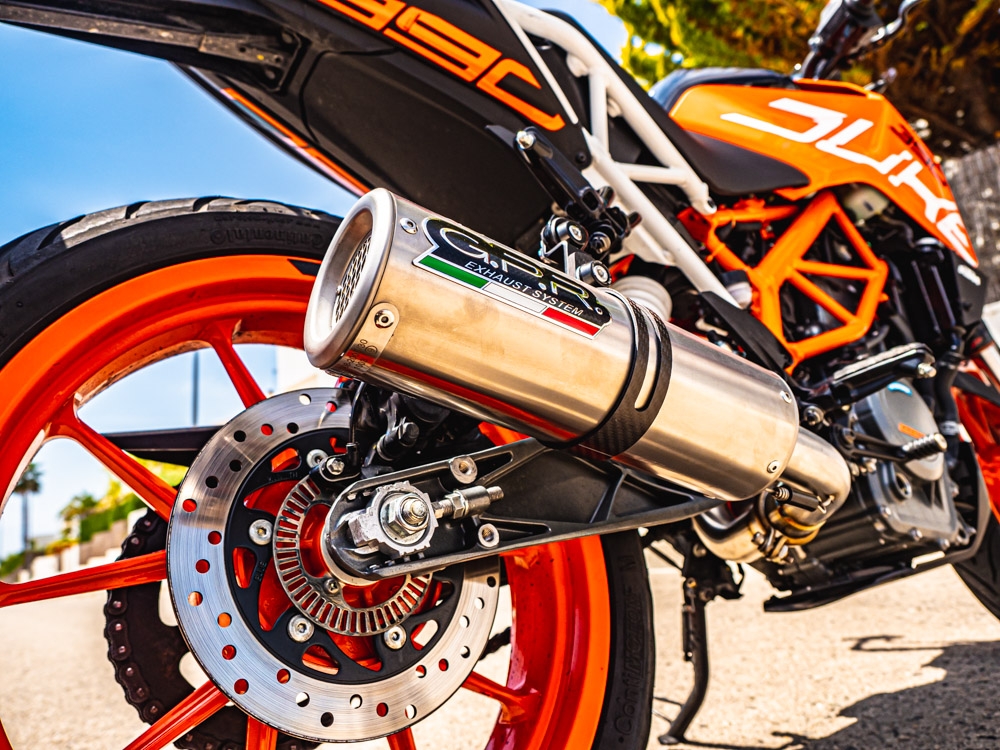 Pot echappement compatible avec Ktm Rc 390 2017-2020, M3 Inox , Échappement légal, homologué,silencieux avec db killer amovible et tuyau de liaison spécifique 