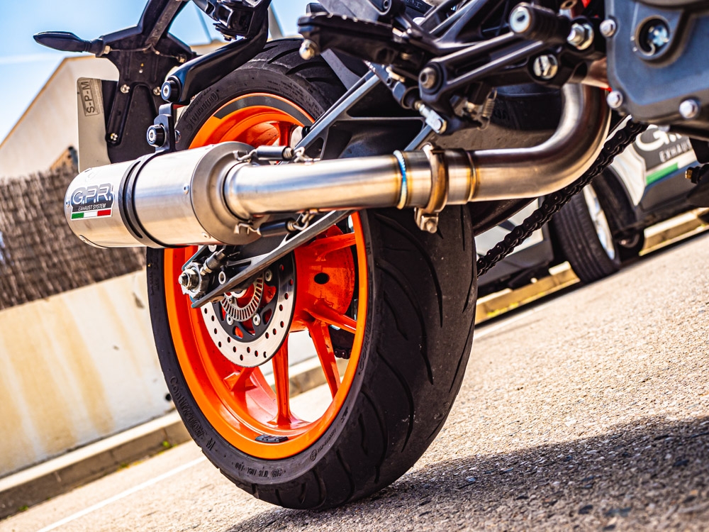 Pot echappement compatible avec Ktm Rc 390 2017-2020, M3 Inox , Échappement légal, homologué,silencieux avec db killer amovible et tuyau de liaison spécifique 