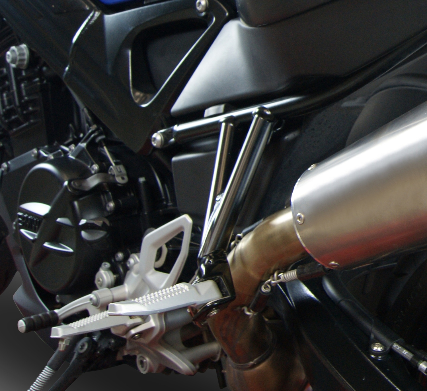 Pot echappement compatible avec Bmw F 800 R 2015-2016, Furore Nero, Échappement légal, homologué,silencieux avec db killer amovible et tuyau de liaison spécifique 