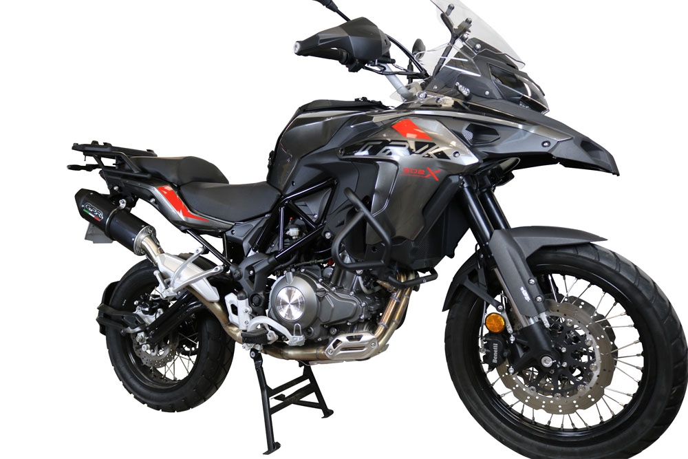 Pot echappement compatible avec Benelli Trk 502 X 2017-2020, Furore Evo4 Nero, Échappement légal, homologué,silencieux avec db killer amovible et tuyau de liaison spécifique 