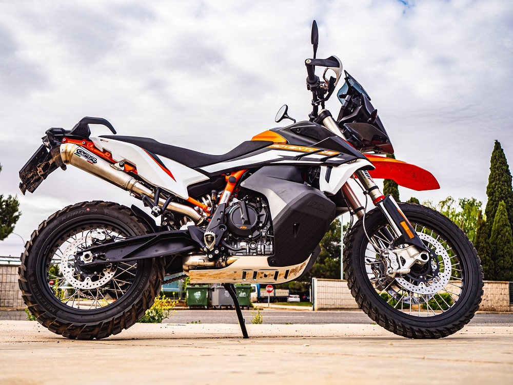 Pot echappement compatible avec Ktm Duke 890 2021-2024, Powercone Evo, Échappement légal, homologué,silencieux avec db killer amovible et tuyau de liaison spécifique 