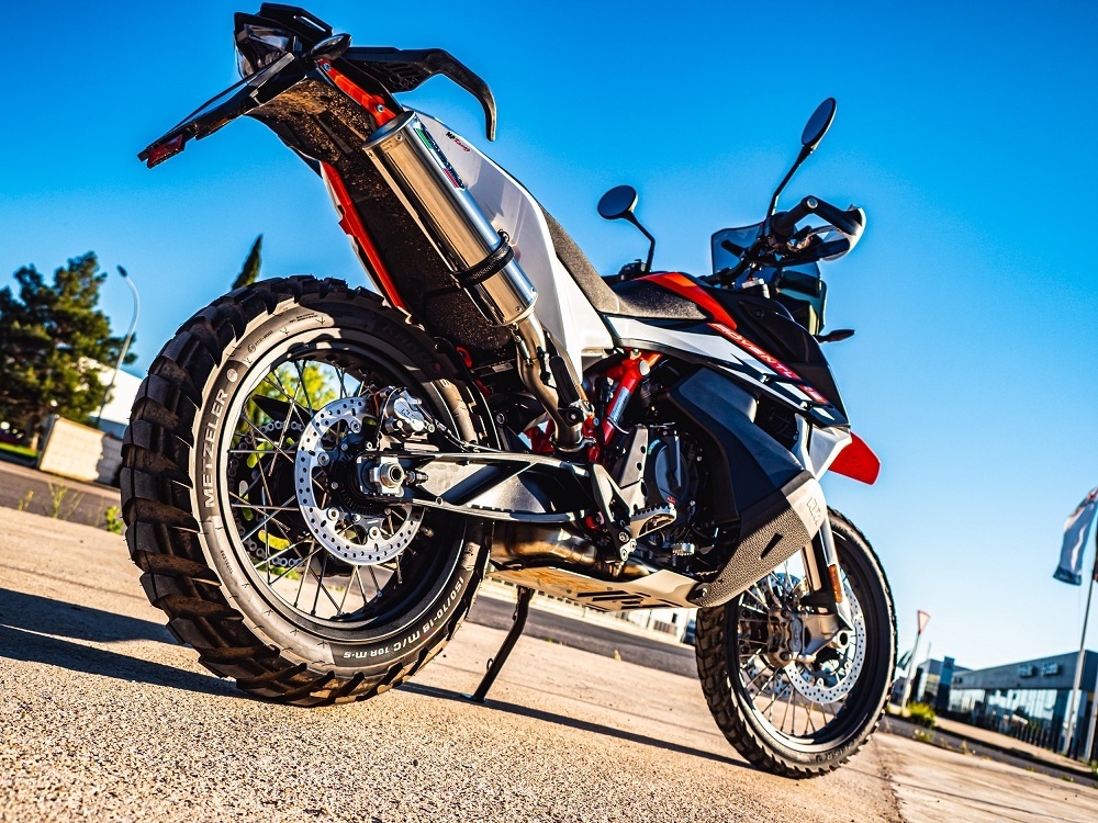 Pot echappement compatible avec Husqvarna Norden 901 2022-2024, M3 Inox , Échappement légal, homologué,silencieux avec db killer amovible et tuyau de liaison spécifique 