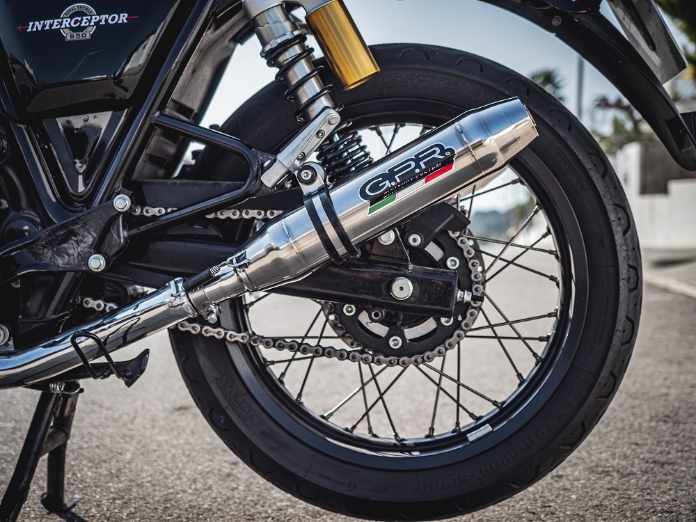 Pot echappement compatible avec Royal Enfield Interceptor 650 2021-2025, Deeptone Inox, Pot échappement double, pas légal pour les pays membres de l'UE, compris db killers amovibles et les tuyaux de liaison 