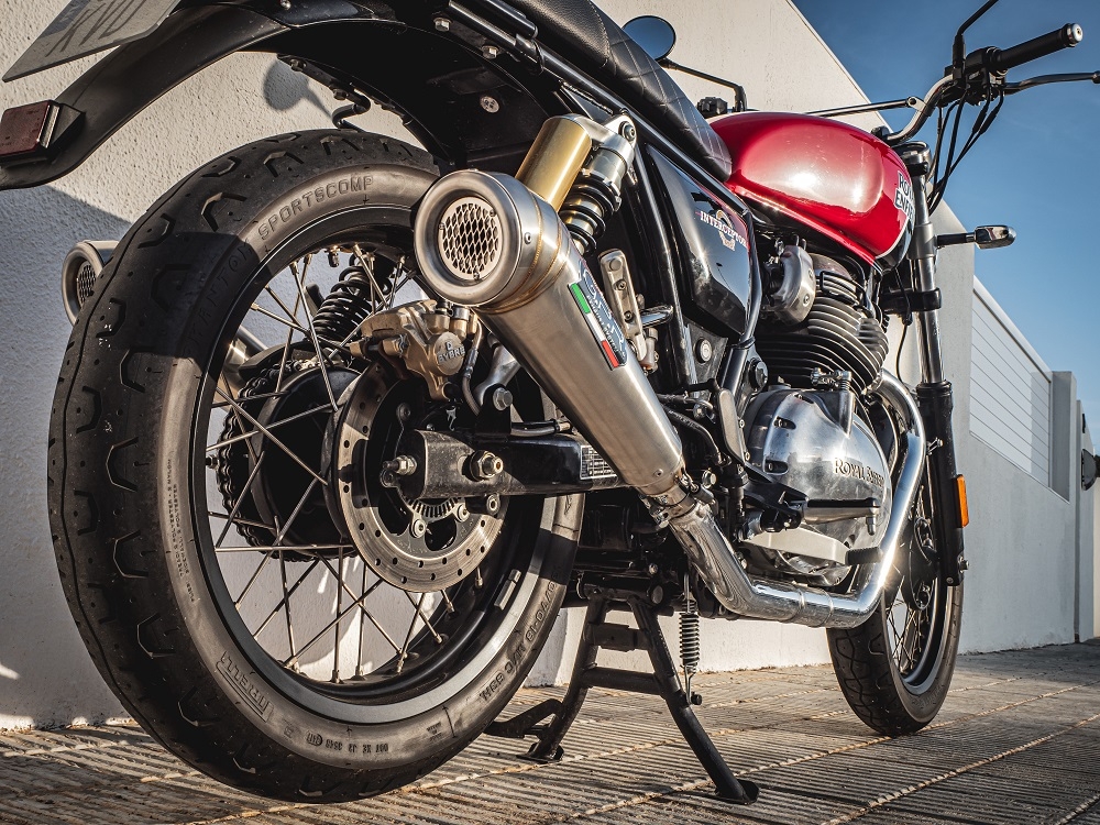 Pot echappement compatible avec Royal Enfield Interceptor 650 2021-2025, Powercone Evo, Pot échappement double, pas légal pour les pays membres de l'UE, compris db killers amovibles et les tuyaux de liaison 