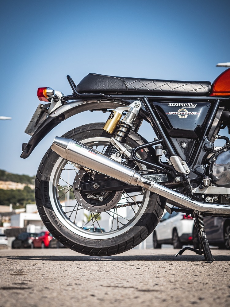 Pot echappement compatible avec Royal Enfield Continental 650 2021-2024, Ultracone, Pot échappement double, pas légal pour les pays membres de l'UE, compris db killers amovibles et les tuyaux de liaison 