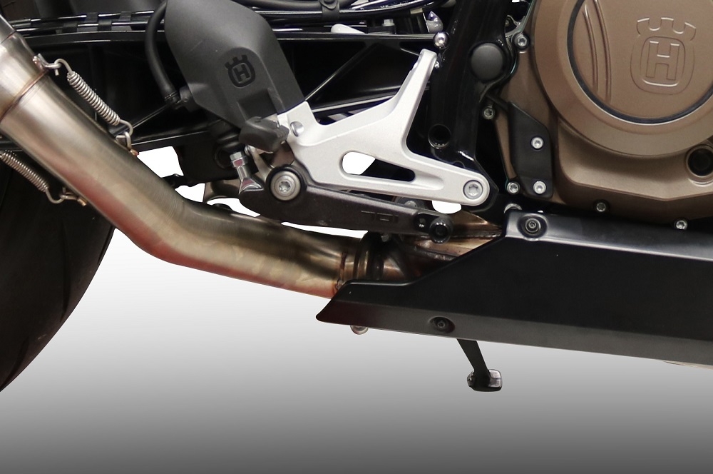 Pot echappement compatible avec Husqvarna Svartpilen 701 2018-2020, Furore Evo4 Nero, Échappement légal, homologué,silencieux avec db killer amovible et tuyau de liaison spécifique 