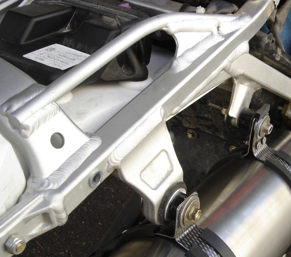 Pot echappement compatible avec Husqvarna Sm - Te 510 R 2004-2006, Furore Nero, Échappement légal, homologué,silencieux avec db killer amovible et tuyau de liaison spécifique 