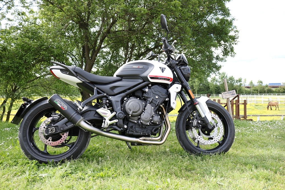 Pot echappement compatible avec Triumph Trident 660 2021-2024, M3 Black Titanium, Pot échappement complet, non légal pour les pays de l'UE, avec db killer amovible 