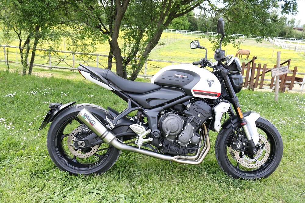Pot echappement compatible avec Triumph Trident 660 2021-2024, M3 Inox , Pot échappement complet, non légal pour les pays de l'UE, avec db killer amovible 