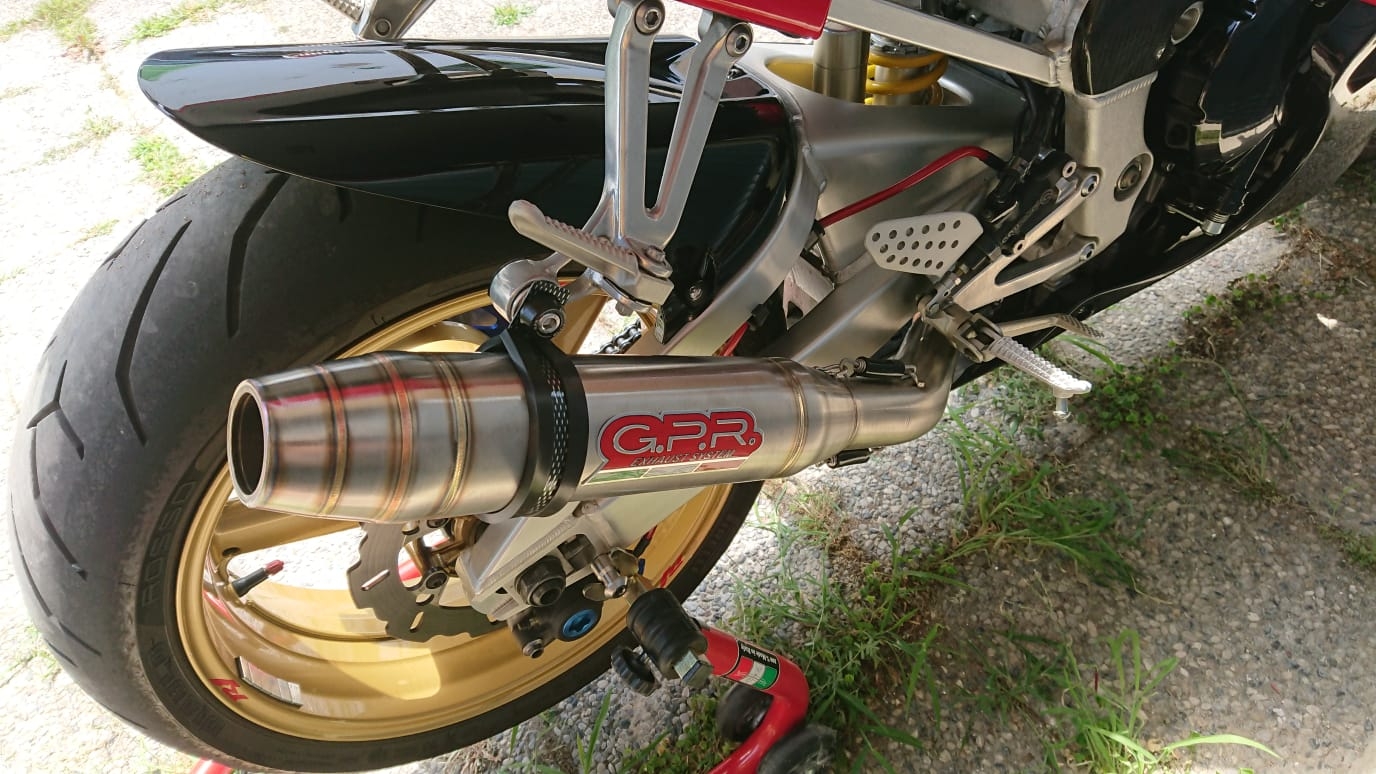 Pot echappement compatible avec Yamaha Yzf 1000 R1 1998-2001, Deeptone Inox, Échappement légal, homologué,silencieux avec db killer amovible et tuyau de liaison spécifique 