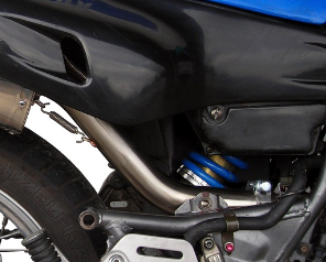 Pot echappement compatible avec Yamaha Xtz 600 Teneré 1985-1986, Satinox , Échappement légal, homologué,silencieux avec db killer amovible et tuyau de liaison spécifique 