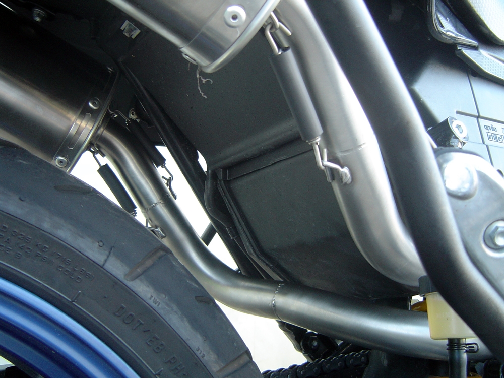 Pot echappement compatible avec Aprilia Pegaso 3 650 -Pegaso i.e. 1997-2000, Furore Nero, Paire de pot d'échappement homologuées, livrées avec db killer amovible et raccords spécifiques 