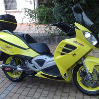 Pot echappement compatible avec Malaguti Spidermax 500 RS 2008-2011, Power Bomb, Échappement légal, homologué,silencieux avec db killer amovible et tuyau de liaison spécifique 