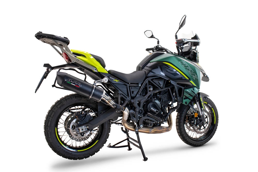 Pot echappement compatible avec Benelli Trk 702 2023-2024, Furore Evo4 Nero, Échappement légal, homologué,silencieux avec db killer amovible et tuyau de liaison spécifique 