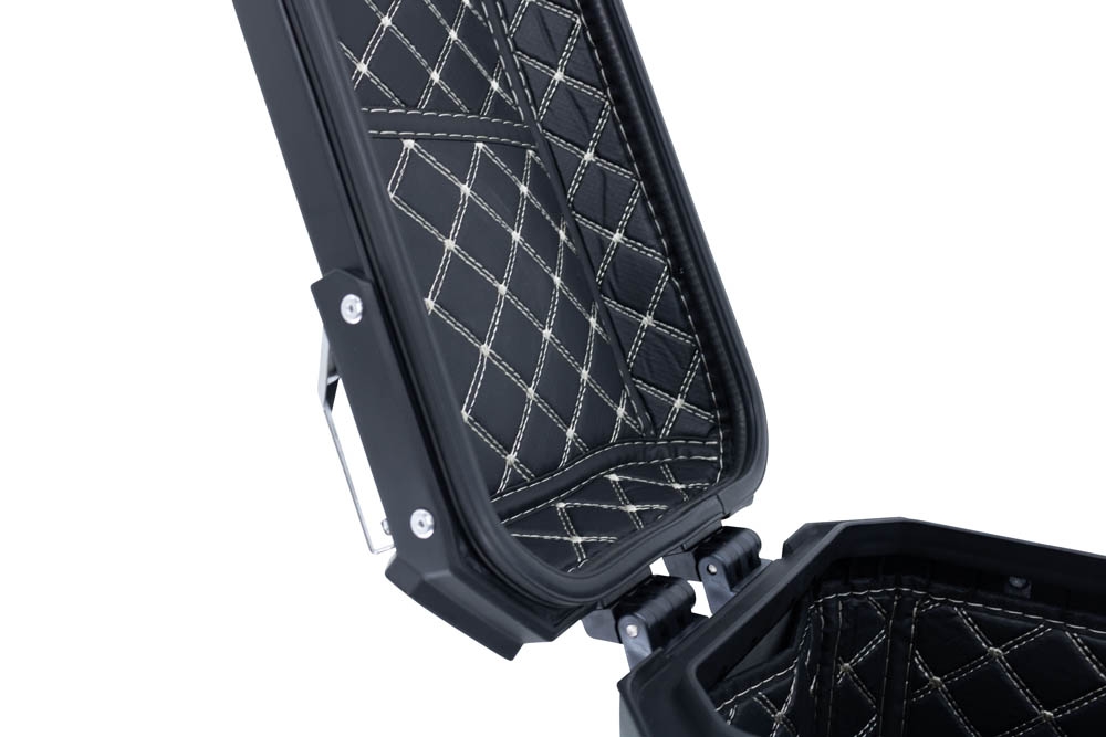GPR TECH compatible with  Honda Crf 1000 L Africa Twin 2018/2020 e4 GPR TECH Pair of side cases aluminum made with contoured right side, silver color with specific pannier holder Capacity 38 LT. + 32 LT.