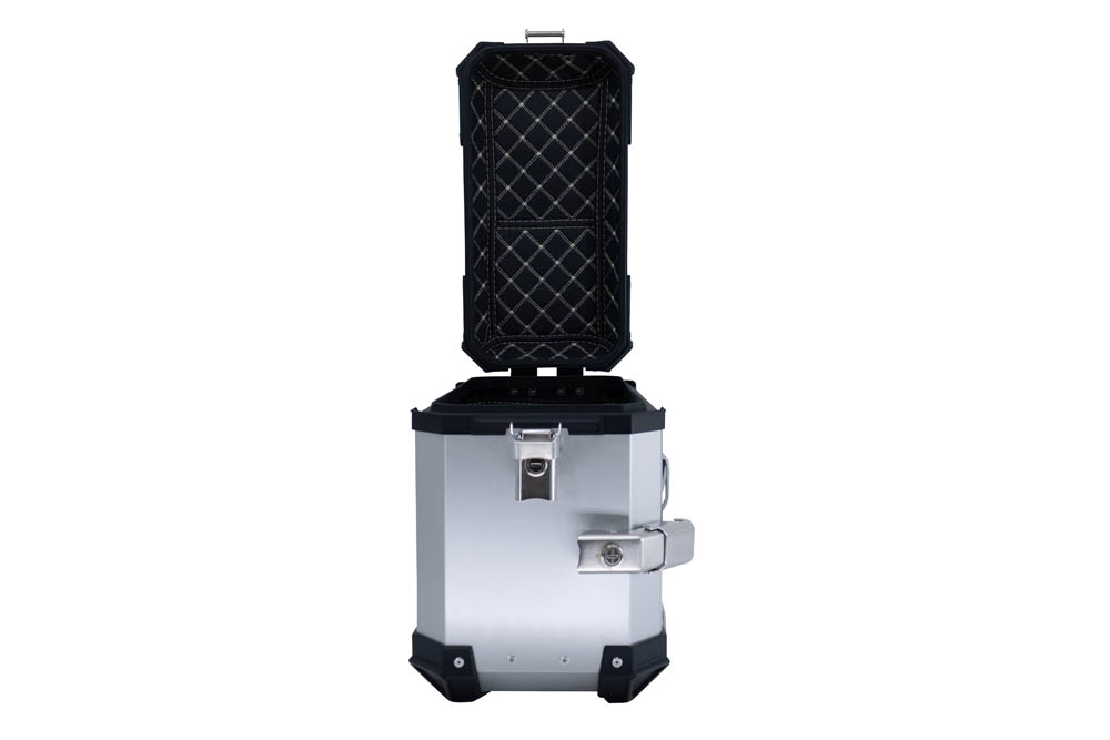 GPR TECH compatible with  Honda Crf 1000 L Africa Twin 2018/2020 e4 GPR TECH Pair of side cases aluminum made with contoured right side, silver color with specific pannier holder Capacity 38 LT. + 32 LT.
