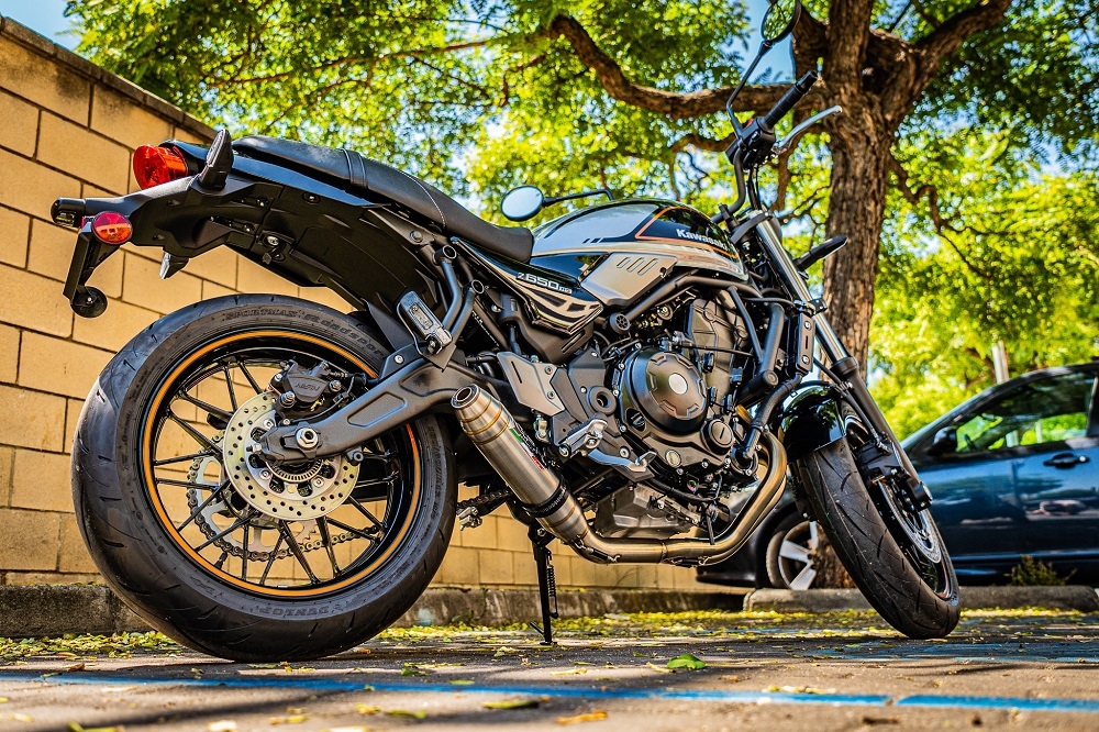 Pot echappement compatible avec Kawasaki Z 650 RS 2021-2023, Deeptone Inox, Pot échappement complet, non légal pour les pays de l'UE, avec db killer amovible 