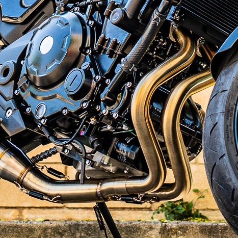 Pot echappement compatible avec Kawasaki Z 650 RS 2021-2023, M3 Poppy , Pot échappement complet, non légal pour les pays de l'UE, avec db killer amovible 