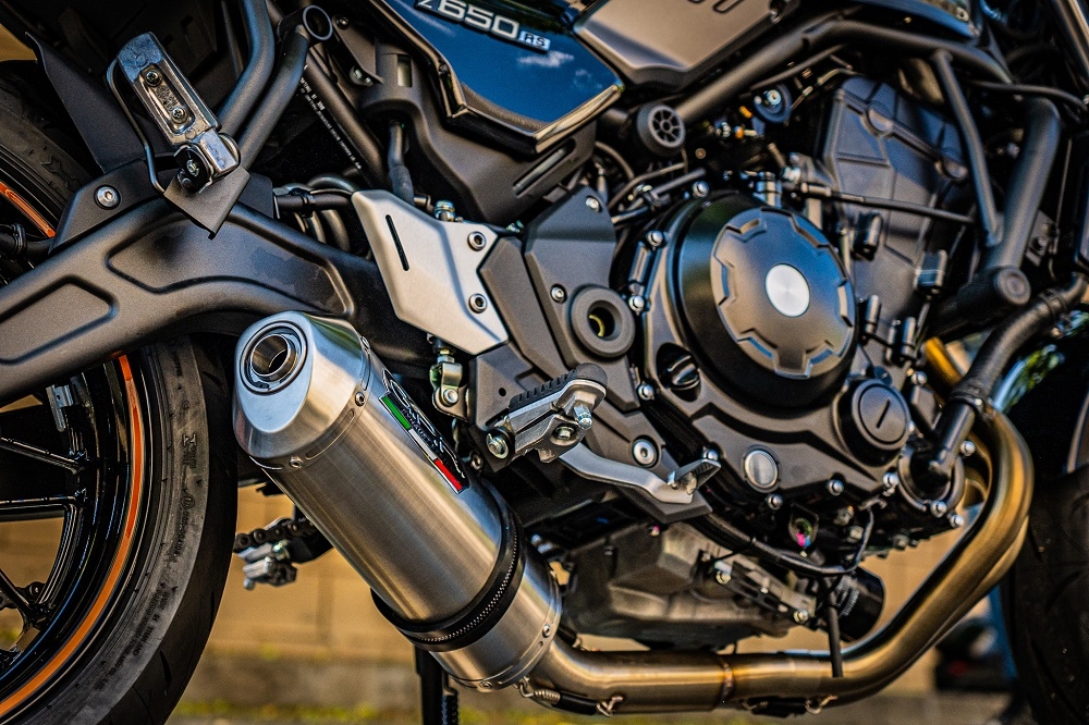Pot echappement compatible avec Kawasaki Z 650 RS 2021-2023, Satinox, Pot échappement complet, non légal pour les pays de l'UE, avec db killer amovible 