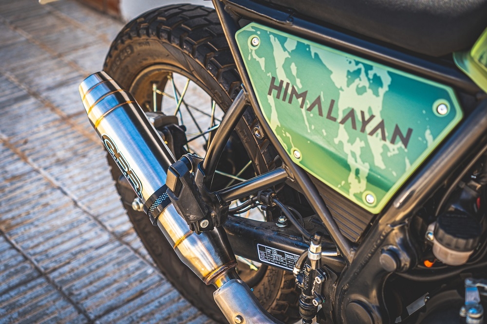 Pot echappement compatible avec Royal Enfield Himalayan 410 2021-2024, Deeptone Inox, Pot échappement racing, avec les tuyaux de liaison, article sans homologation 