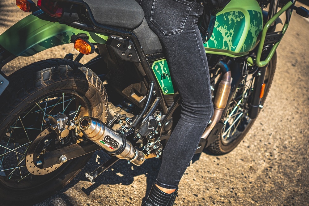 Pot echappement compatible avec Royal Enfield Himalayan 410 2021-2024, Deeptone Inox, Pot échappement racing, avec les tuyaux de liaison, article sans homologation 
