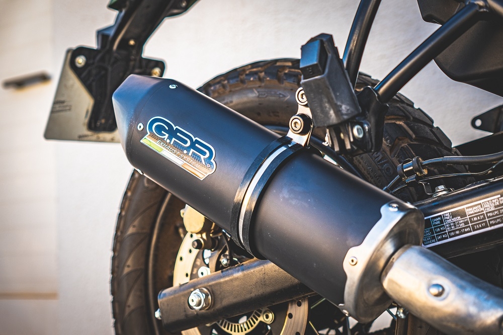 Pot echappement compatible avec Royal Enfield Himalayan 410 2021-2024, Furore Nero, Echappement homologué avec Tube connextion racing 