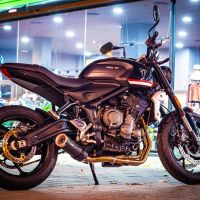 Pot echappement compatible avec Triumph Trident 660 2021-2024, M3 Black Titanium, Pot échappement complet, non légal pour les pays de l'UE, avec db killer amovible 