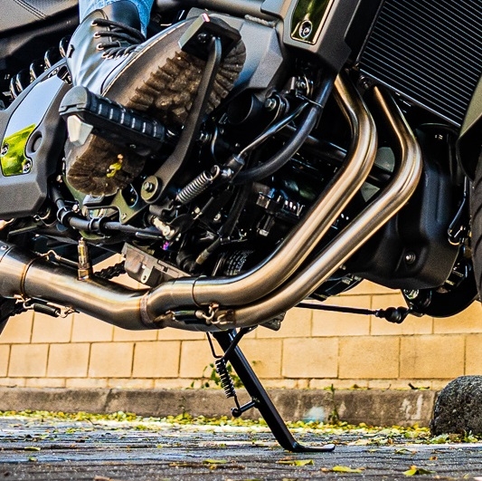 Pot echappement compatible avec Kawasaki Vulcan 650 S 2014-2016, M3 Poppy , Pot échappement complet, non légal pour les pays de l'UE, avec db killer amovible 