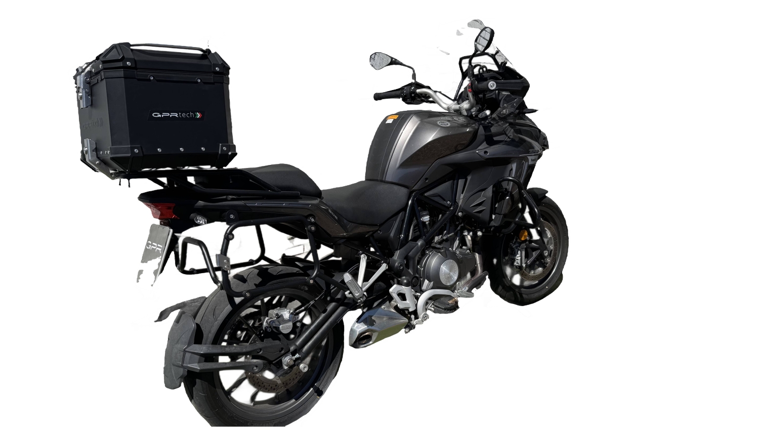 Top case GPR TECH compatible with  Benelli Trk 502 2021/2024 e5 GPR TECH Top case in aluminum, black color with specific plate included Capacity 45 LT.