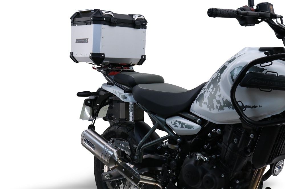 Top case GPR TECH compatible with  Royal Enfield Himalayan 450 2024/2025 e5 Plus GPR TECH Top case in aluminum, black color with specific plate included Capacity 26 LT.