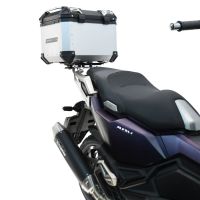 Top case GPR TECH compatible with  Sym ADX 125 2024/2026 e5 Plus Top Case Alpitech en aluminium, couleur argent avec plaque spécifique incluse Capacité Litres 45
