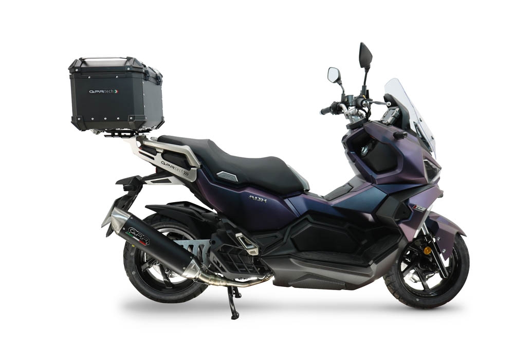 Top case GPR TECH compatible with  Sym ADX 125 2024/2026 e5 Plus Top Case Alpitech en aluminium, couleur noire avec plaque spécifique incluse Capacité Litres 45