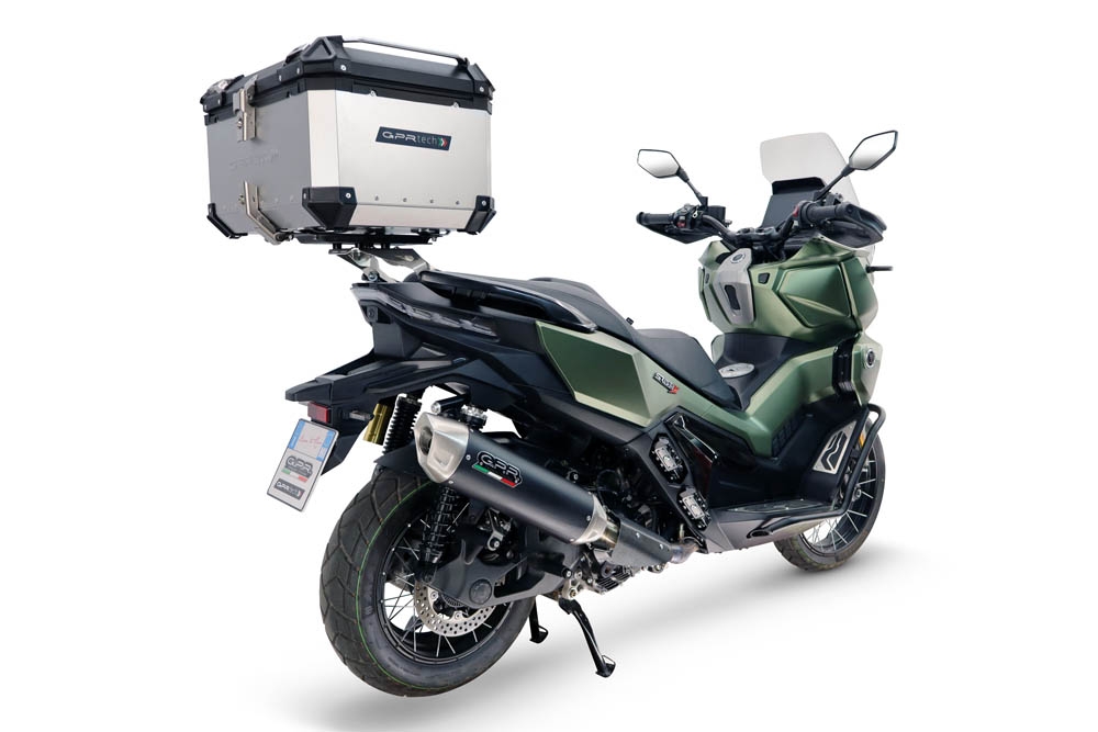Top case GPR TECH compatible with  Voge SR 450 X 2026/2027 e5 plus Top Case Alpitech en aluminium, couleur argent avec  porte-bagases y plaque spécifique Capacité Litres 45