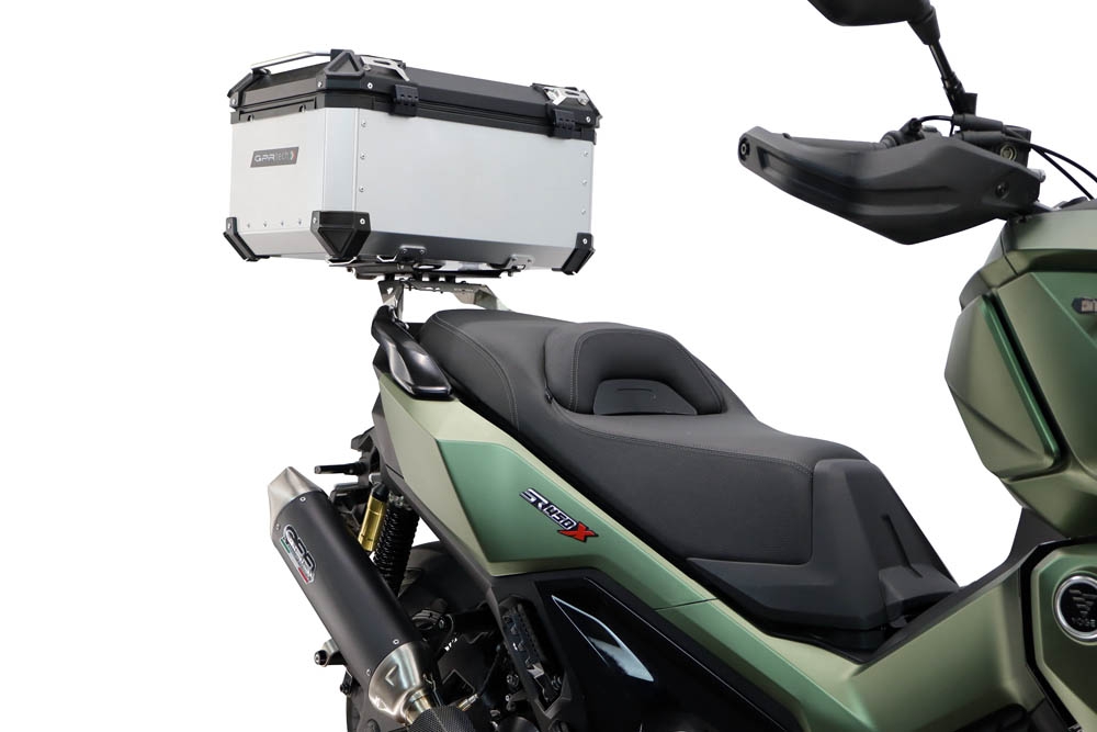 Top case GPR TECH compatible with  Voge SR 450 X 2026/2027 e5 plus Top Case Alpitech en aluminium, couleur argent avec  porte-bagases y plaque spécifique Capacité Litres 45