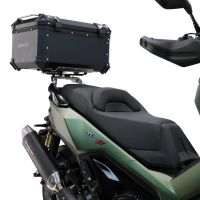 Top case GPR TECH compatible with  Voge SR 450 X 2026/2027 e5 plus Top Case Alpitech en aluminium, couleur argent avec  porte-bagases y plaque spécifique Capacité Litres 45