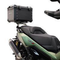 Top case GPR TECH compatible with  Voge SR 450 X 2026/2027 e5 plus Top Case Alpitech en aluminium, couleur argent avec  porte-bagases y plaque spécifique Capacité Litres 35