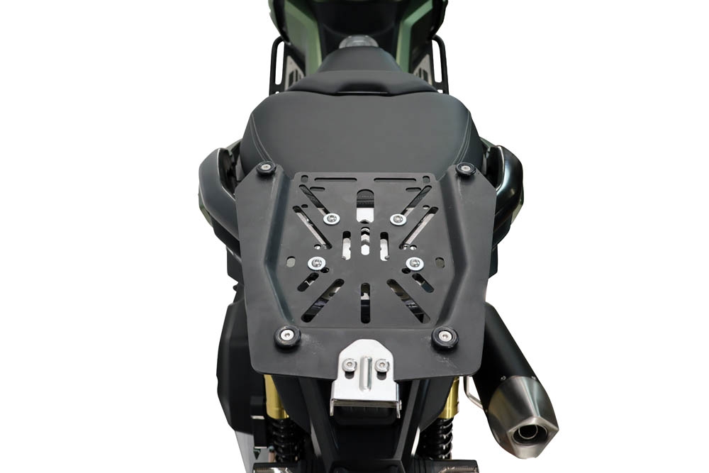 Top case GPR TECH compatible with  Voge SR 450 X 2026/2027 e5 plus Top Case Alpitech en aluminium, couleur argent avec  porte-bagases y plaque spécifique Capacité Litres 35